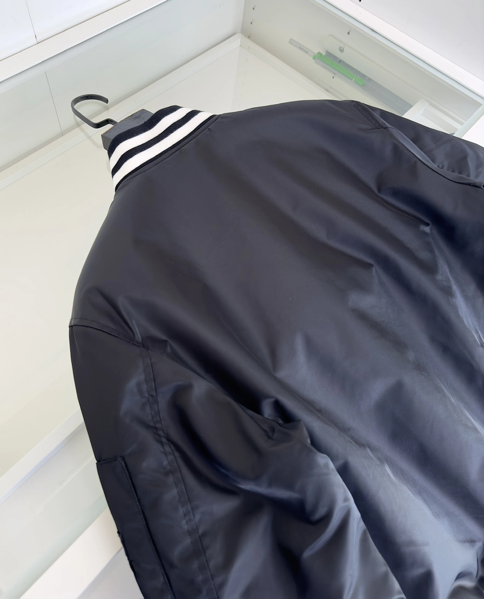 wg.luxury- 6u33i piece--reversible oversized item:D-F409J5806
